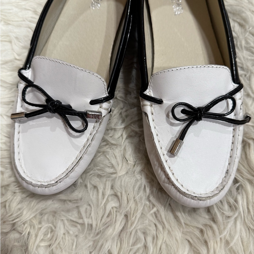 Michael Kors Black/White Sutton Leather Moccasins‎ Women’s Size 6.5M - Picture 10 of 10